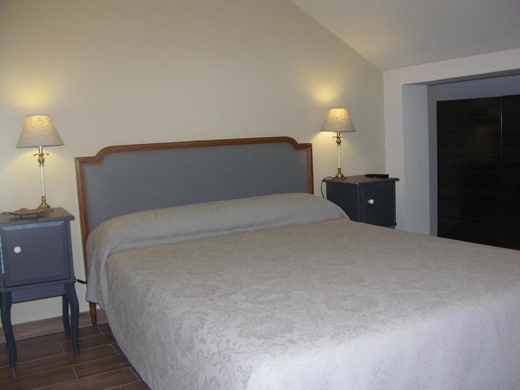 Gasthaus Albus Albi Colmenar del Arroyo Zimmer foto